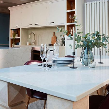 Spacious 4 Bed Family Cottage In Parkland Setting York Eksteriør bilde